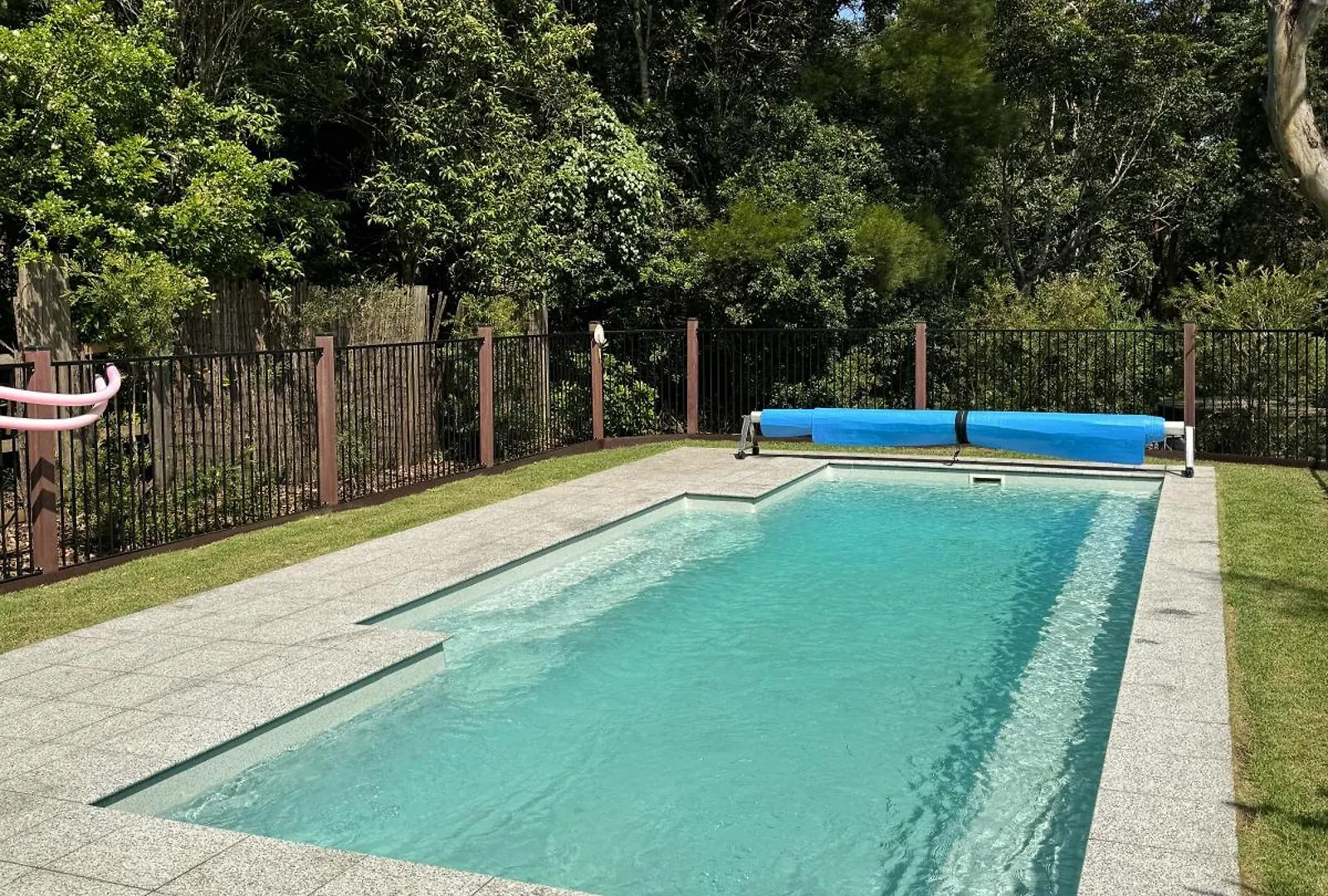 山林小屋 马莱尼Heaven In The Hills Retreat别墅